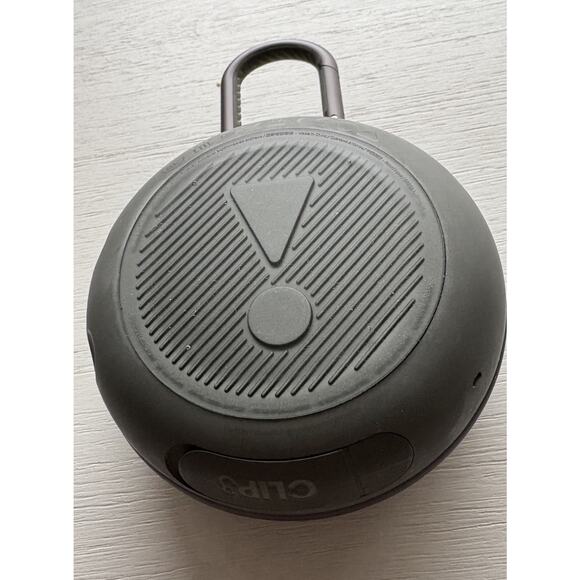 JBL Clip 3 Gray Portable Bluetooth Speaker - Picture 5 of 5
